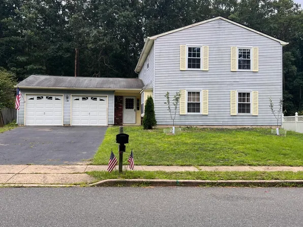 10 Feathertree Court, Howell, NJ 07731