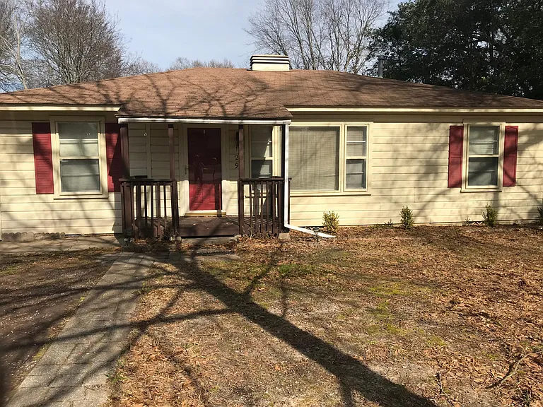 129 W Ann Dr — Photo 1