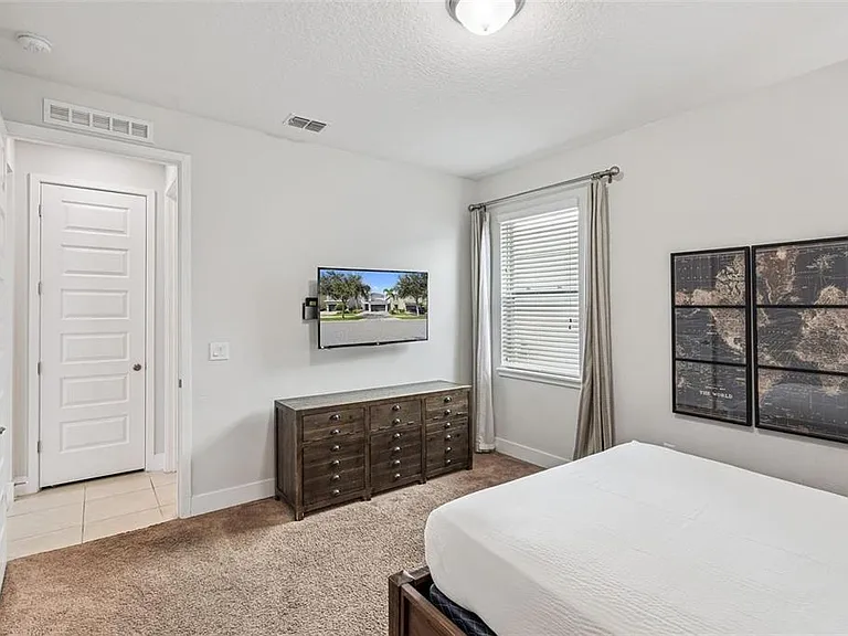310 Pendant Ct — Photo 17