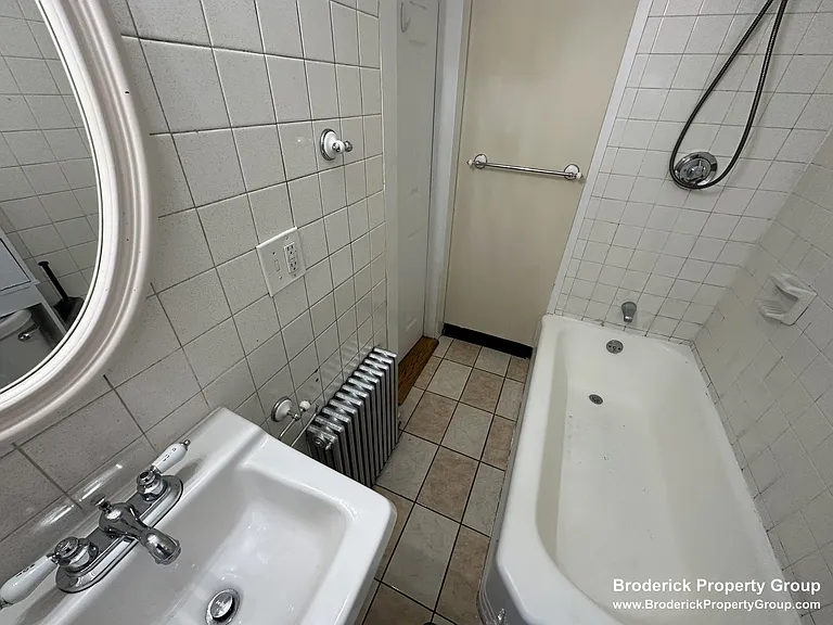 381 Dorchester St #1B — Photo 10