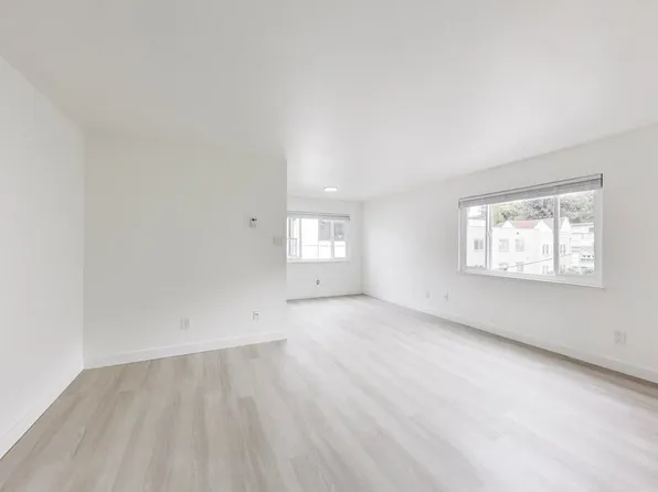 149 Montecito Ave #207, Oakland, CA 94610