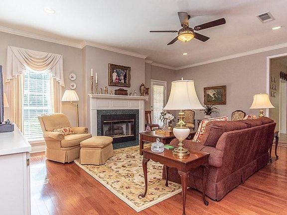 4th image of 6217 Ashford Dr