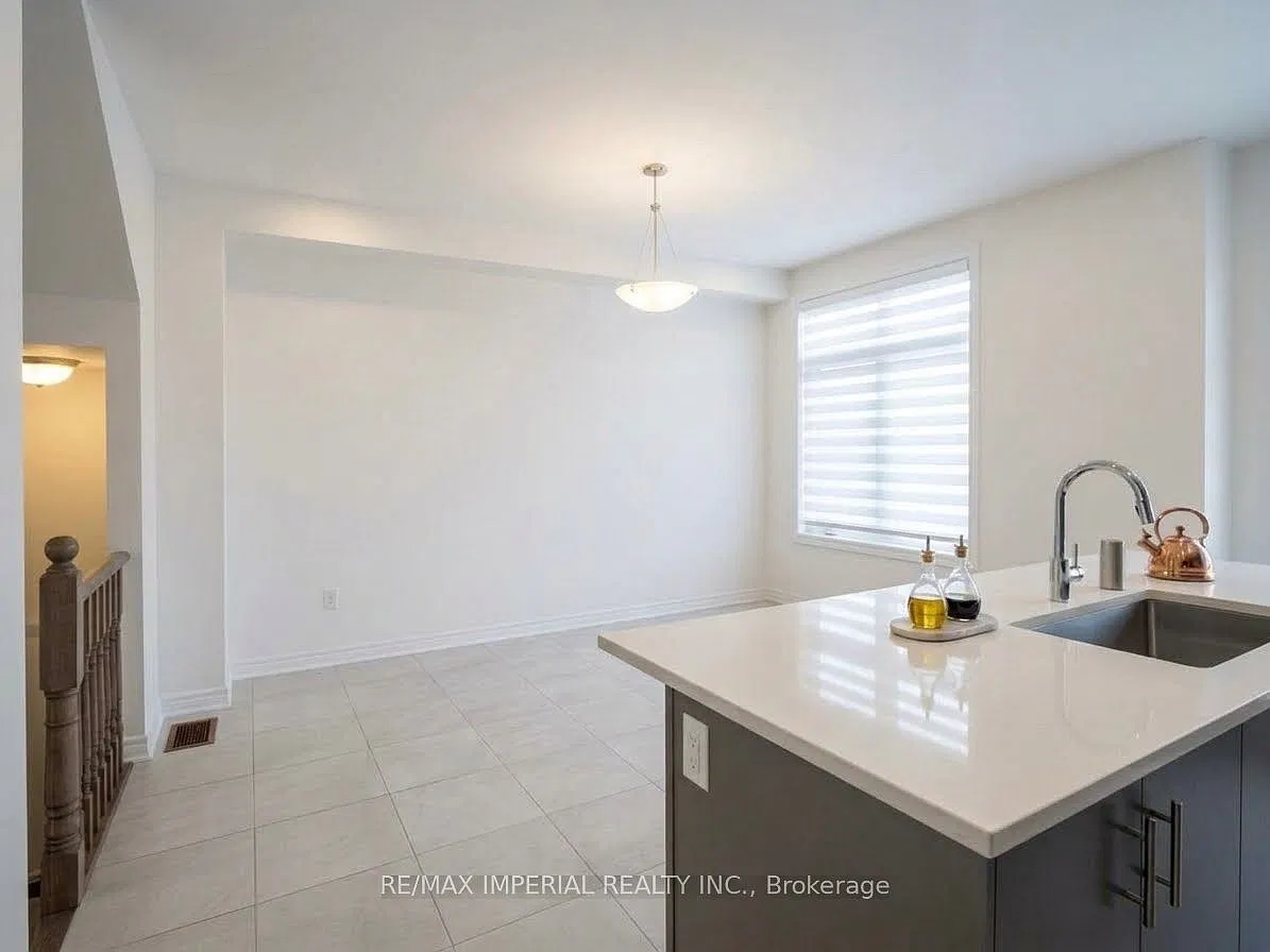 4 bed, $3,750 — Photo 4