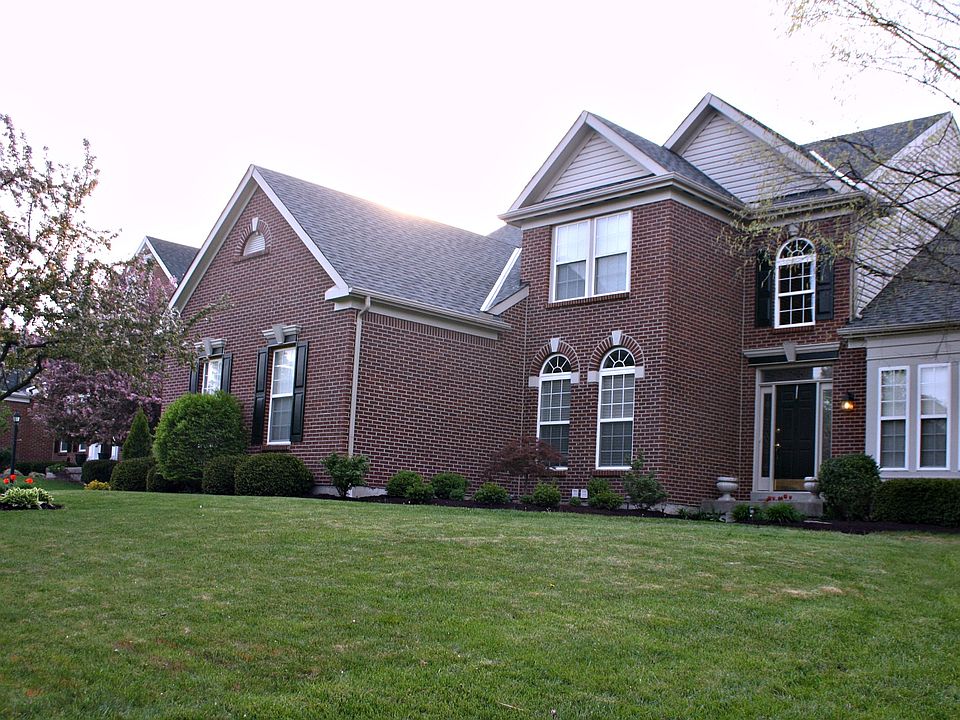 1st image of 5770 Kensington Garden Dr