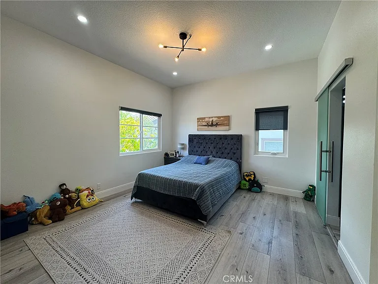 27190 S Ridge Dr — Photo 55
