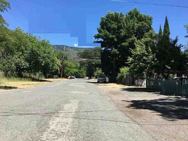 2nd image of 6139 2nd Ave