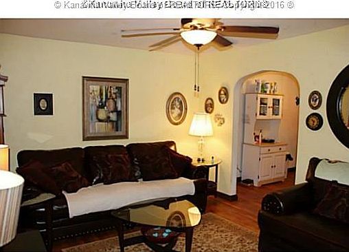 5th image of 916 Overlook Way