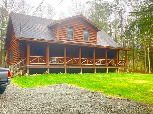 21 Halawa Ln, Newfoundland, PA 18445