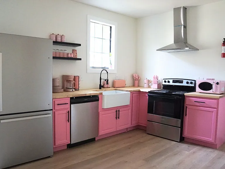 426 W King St #A — Photo 2