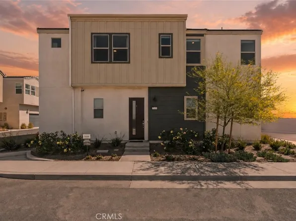 27375 Thunder Ridge Ct, Stevenson Ranch, CA 91381