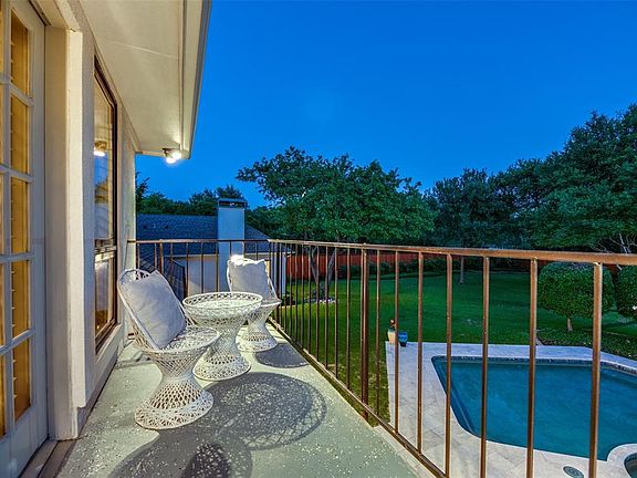 4th image of 4242 Park Ln