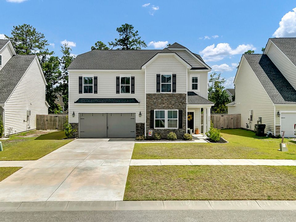 1st image of 513 Yellow Leaf Ln