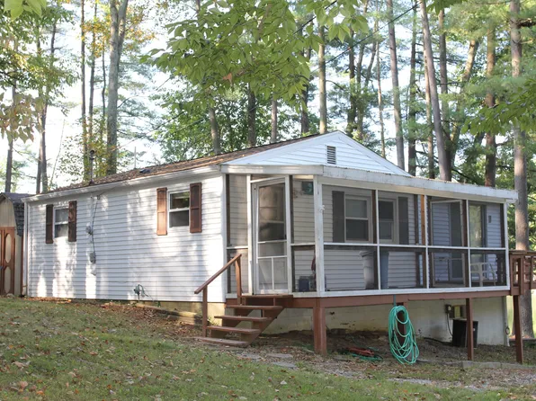 5724 N East Shore Dr, Morgantown, IN 46160