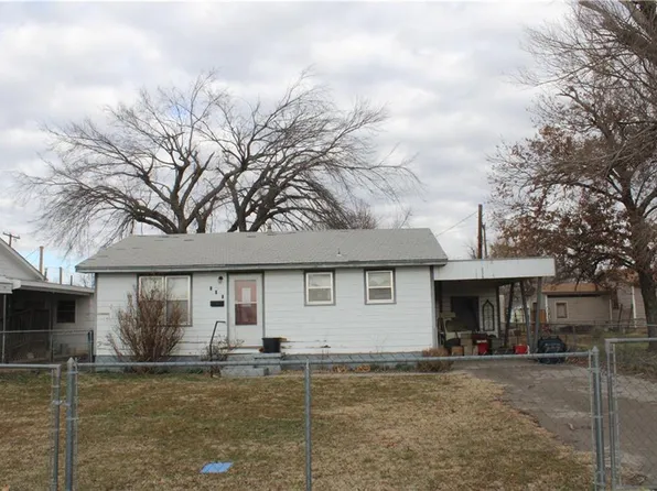 924 S 1st St, Anadarko, OK 73005