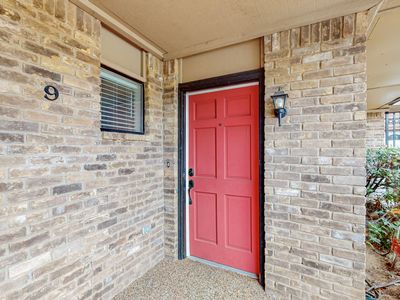 207 E Harwood Rd APT 9, Euless, TX, 76039