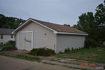 3rd image of 50 Rongey St