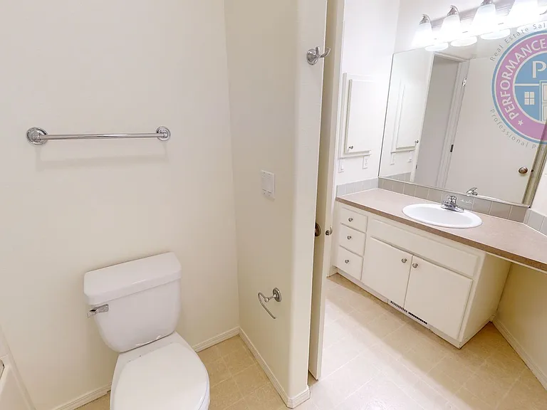 14439 SE Oregon Trail Dr — Photo 6