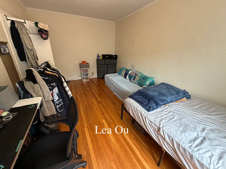 1800 Commonwealth Ave #9 — Photo 2