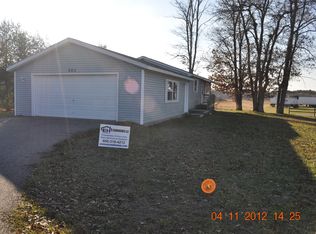 301 Driscoll Ln, Oxford, WI 53952