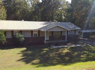 329 Valley Dr, Cataula, GA 31804