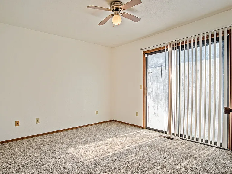 8910 Oak Valley Dr — Photo 19