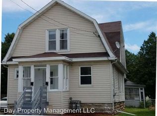 1226A N Main St, Oshkosh, WI 54901