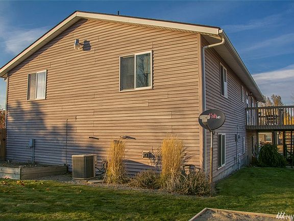 3rd image of 1501 Ross St