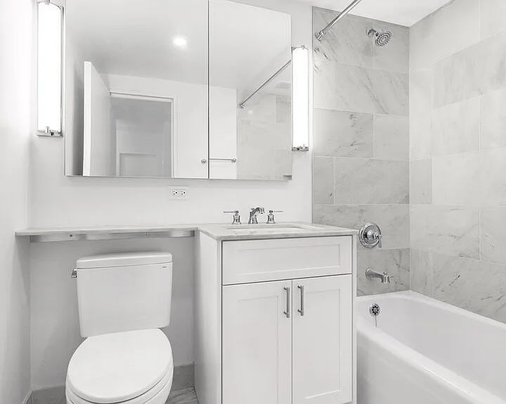 215 E 68th St #3L — Photo 10