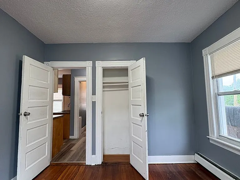 680 W Main Street - Blue Pod — Photo 7