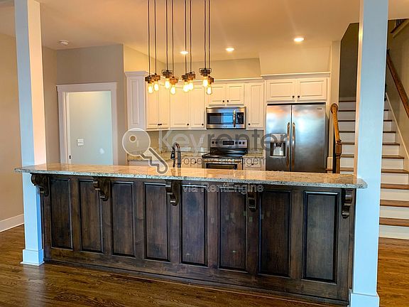 3rd image of 6160 Tuscany Pl