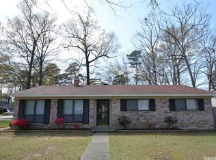 9412 Warren Dr, Little Rock, AR 72209