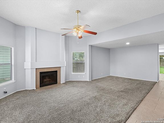 3rd image of 7122 SUNLIT TRAIL DR