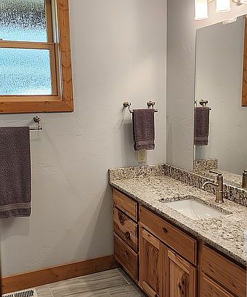 2nd image of 16 Culbertson Ln
