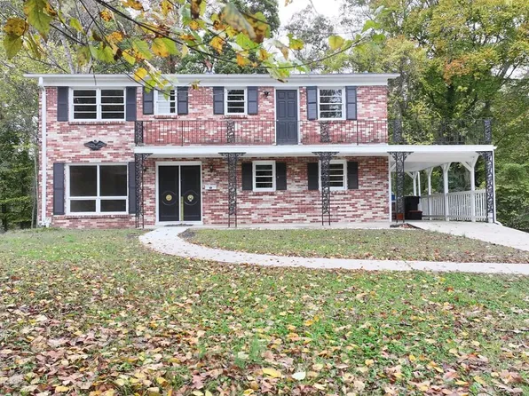 224 Oakwood Cir, Danville, VA 24541