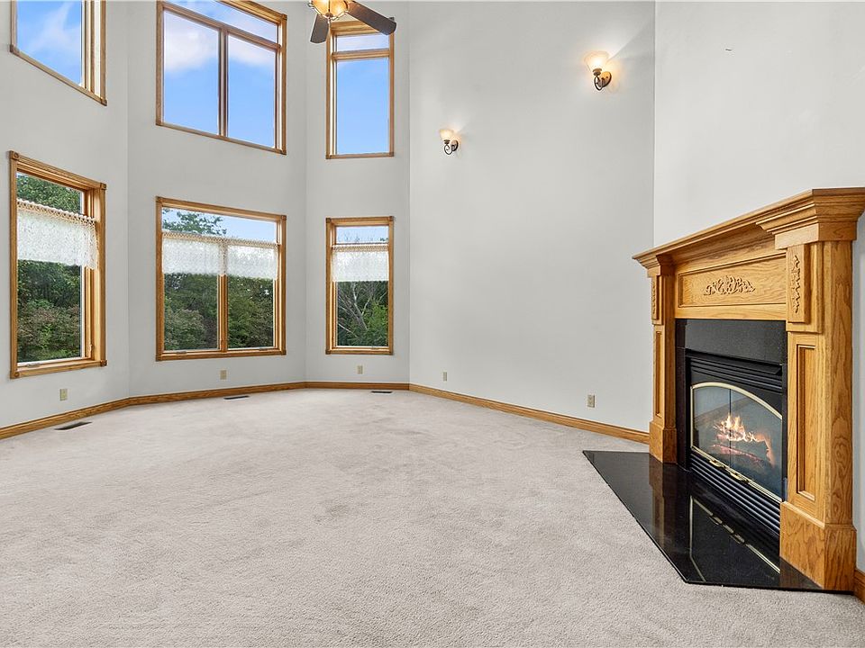 2277 Dakota Dr, Pella, IA 50219 Zillow