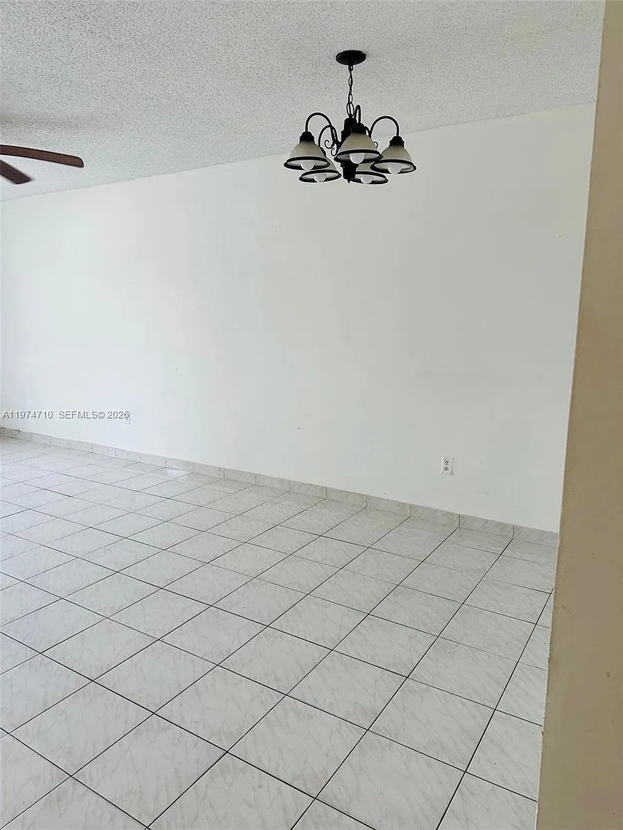 Building Photo - 2800 NW 56th Ave #F203