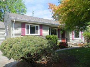 13105 E Burnside St, Portland, OR 97233