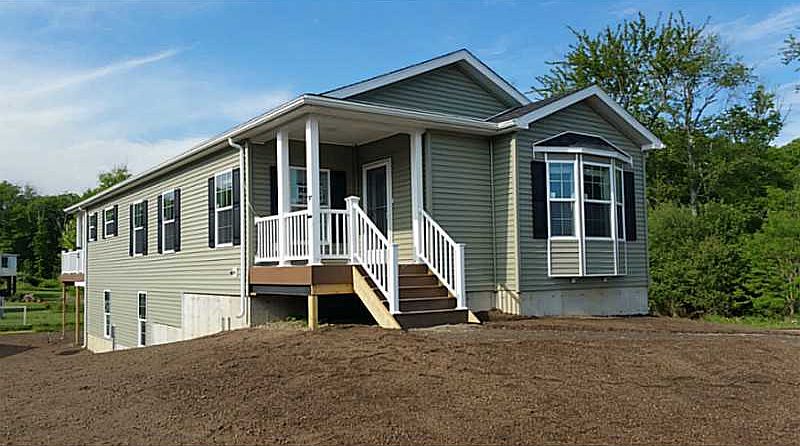 1st image of 16 Sparrow Dr
