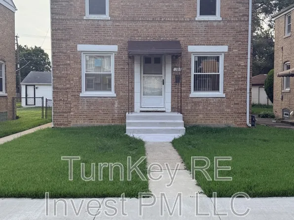 304 Hyde Park Ave, Bellwood, IL 60104