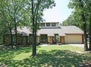 6620 Summit Dr, Tulsa, OK 74131