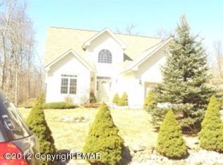 1132 Seven Nations Dr, Tobyhanna, PA