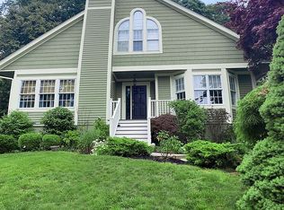 39 Nottingham Way, Mahopac, NY 10541
