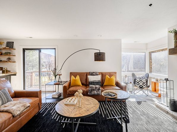 1375 Woodside Ave #204