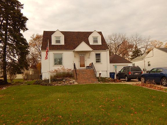 2nd image of 3048 Sandra Ave