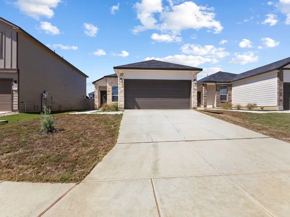 14223 Gamefish Run, Elmendorf, TX
