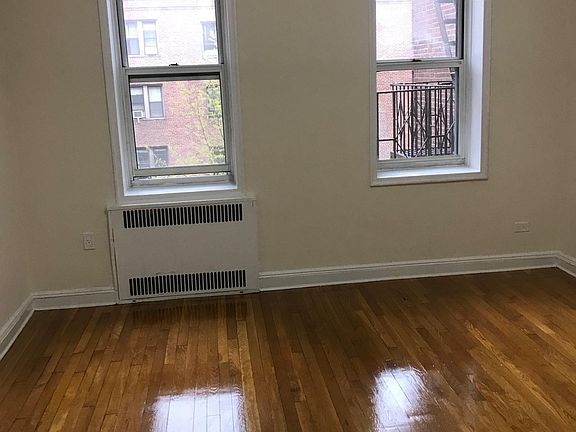 4th image of 7506 Kissena Blvd APT 3F