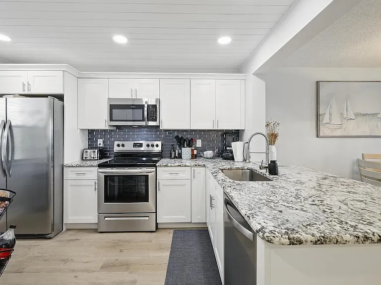 4200 N Highway A1a St #413 — Photo 9
