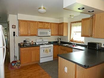 Loads of countertops, ideal location set for baking those Christmas cookies.