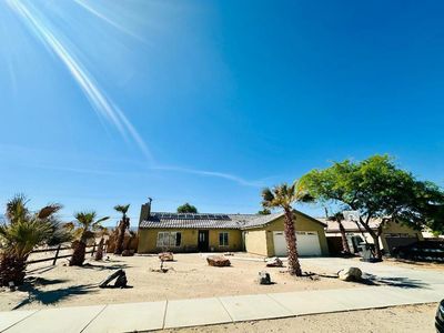 1490 Catalina Ave, Thermal, CA, 92274