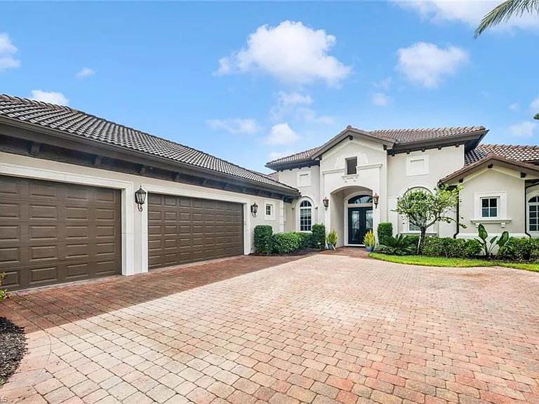 8957 Shenendoah Cir — Photo 3